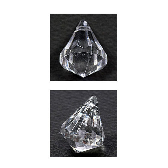 プラビーズ アクリル ビーズ ダイヤカット型 Ｓサイズ２４×１８ｍｍ クリスタル 透明 ７コ入りサービスパック 1枚目の画像