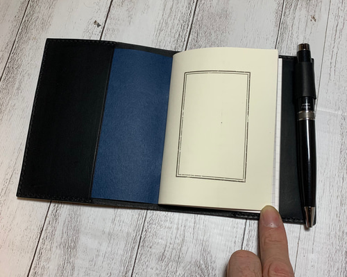 エルバマット】トラベラーズノートカバー（パスポートサイズ） 手帳