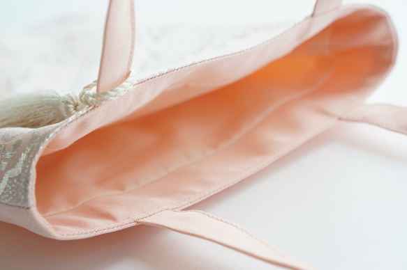 [花冠/立脅圖案粉紅色/銀色絲綢腰帶翻版迷你副包正裝包] 非常適合婚禮、派對和日式包包 第4張的照片