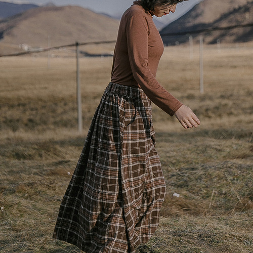 秋冬 ヴィンテージ チェック柄 ゆったり 大裾 純綿 Aラインロング  