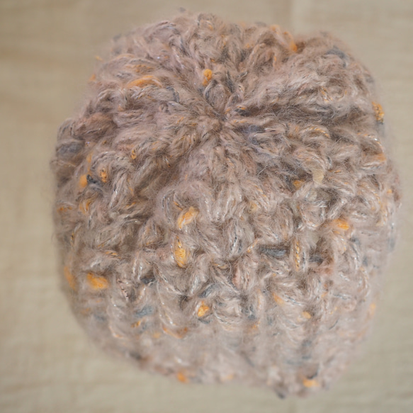 ミックスカラーのモヘアタッチニット帽 おばあちゃんの手編み レディース・メンズ兼用 一点物 3枚目の画像