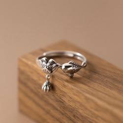 シルバー925  細め　かわいい　鯉　蓮　指輪　silver925 フリーサイズ　大きさ調整可能 1枚目の画像
