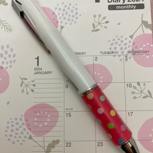 新作 ジェットストリーム4＆1＋1(3cm目盛) 水玉(レッド)本体一式 ペン