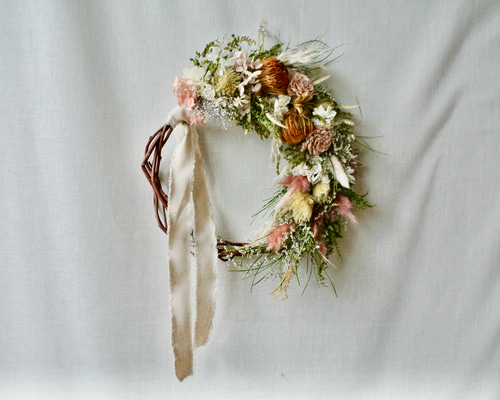 グリーンのナチュラルリース ドライフラワー プリザーブドフラワー