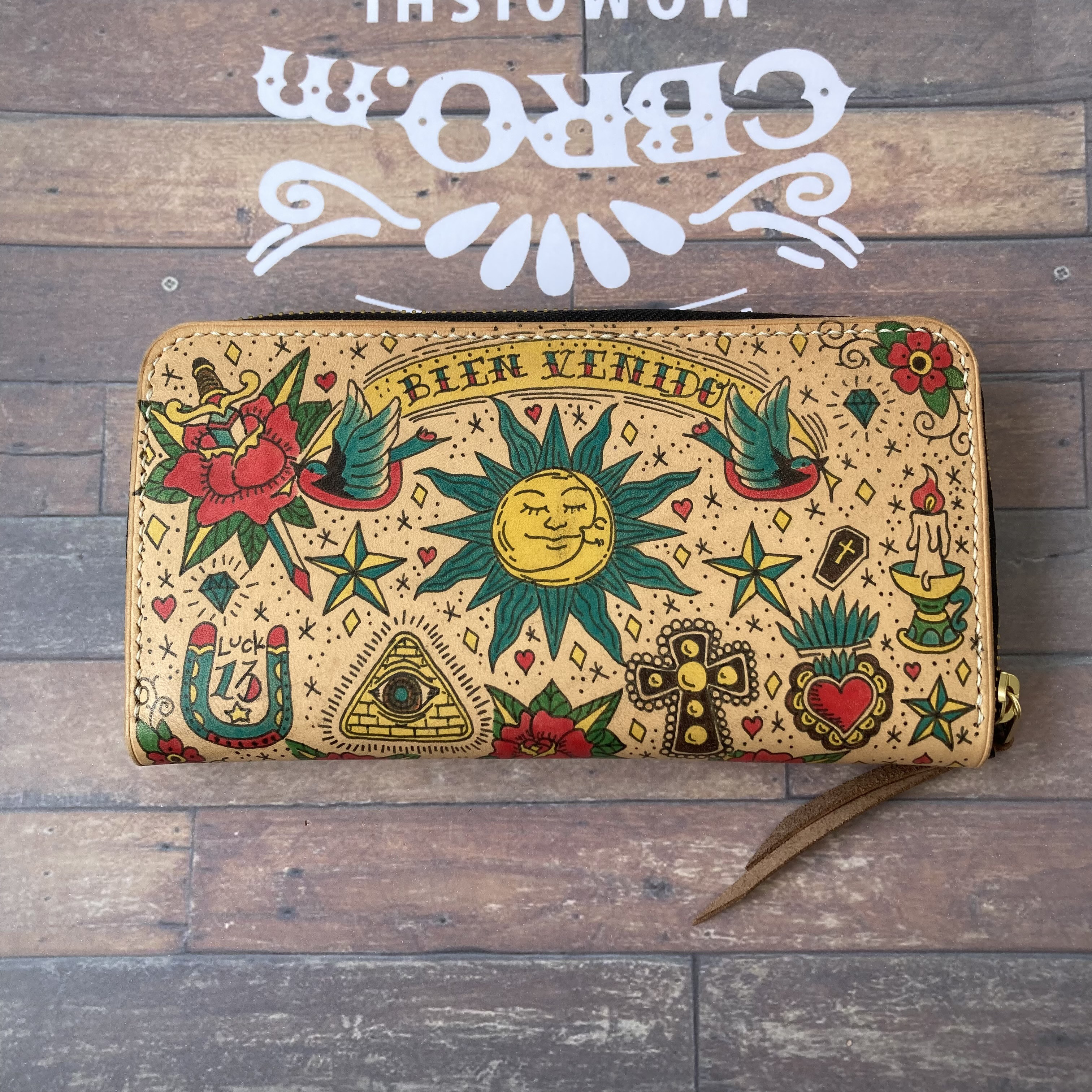 ◼︎アメトラ　OLD School tattoo 総柄二つ折り財布　ウォレット ◼︎OLD School tattoo 総柄二つ折り財布 ウォレット - メルカリ