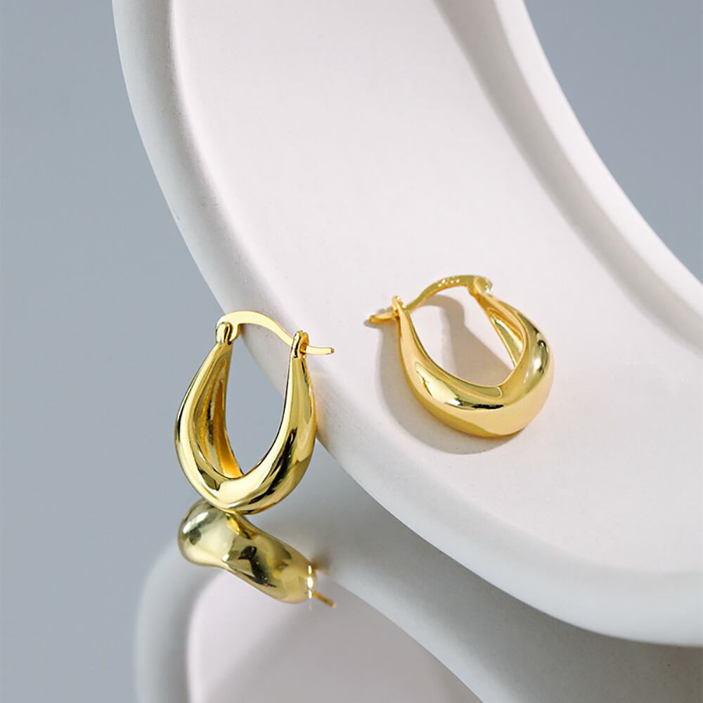 人気商品ティアドロップ フープピアスシルバーs925　0007