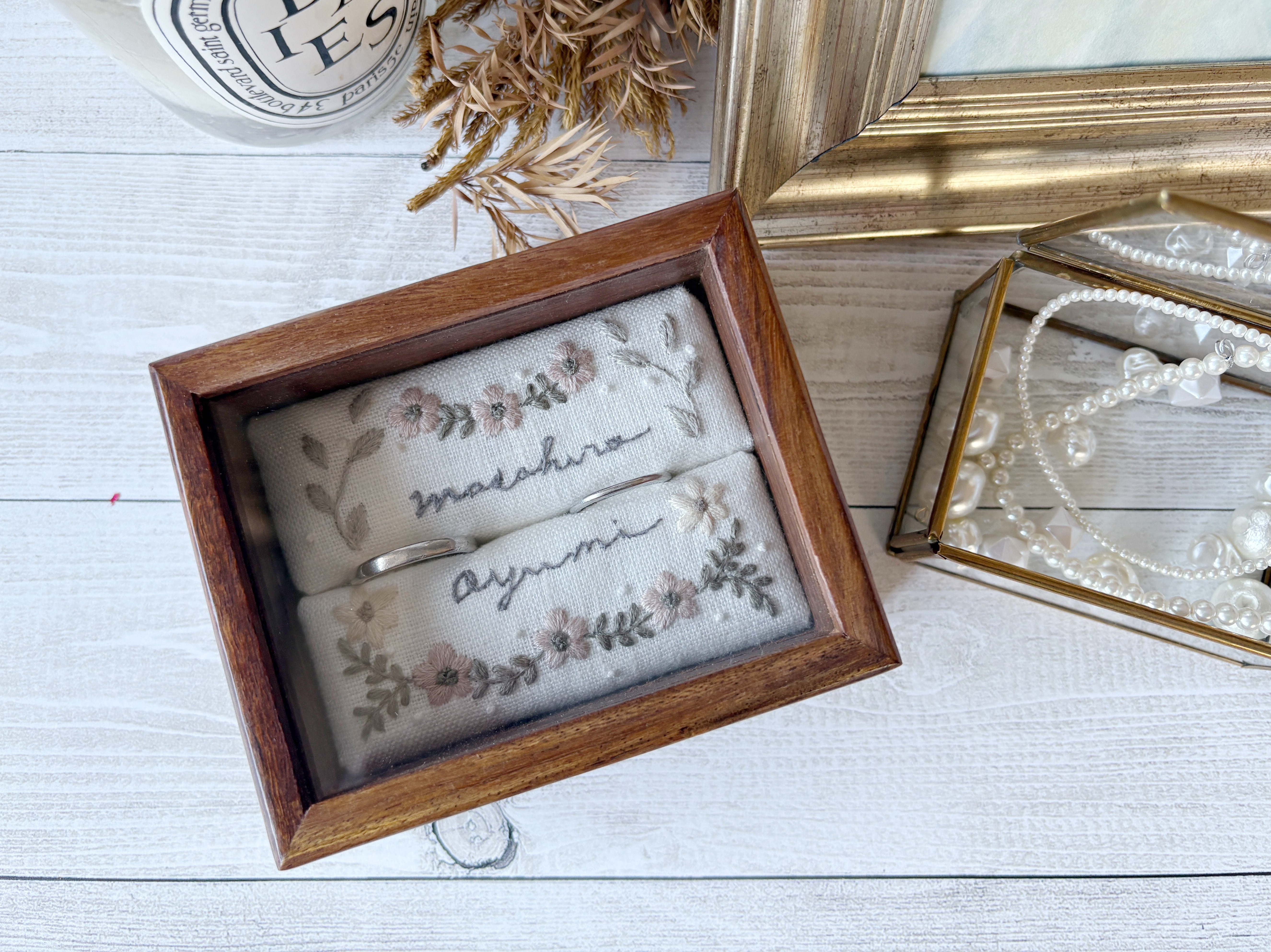 【名前刺繍】刺繍のリングピロー＊wood box＊alice＊名入れ