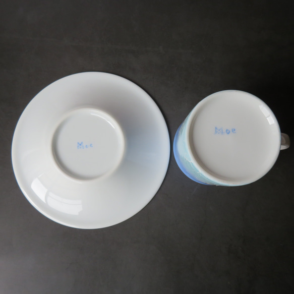 北海道の冬毛　カップ&ソーサー　エゾタヌキ　エゾモモンガ　エゾフクロウ　手描き 