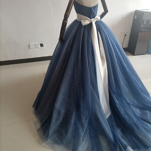 美品！パーティードレス ネイビー ベアトップ キラキラチュール  