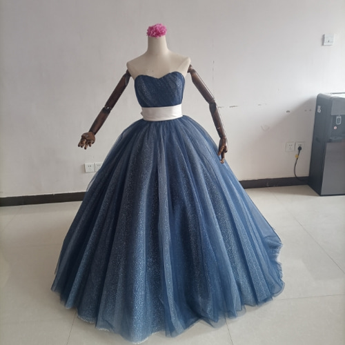 美品！パーティードレス ネイビー ベアトップ キラキラチュール  