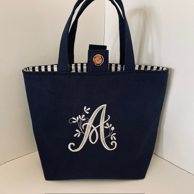 ハンドメイド、トートバック、帆布、ベルトS、ヴィンテージS.M、ステッチシンプル ハンドメイド、トートバック、帆布、ベルトS、ヴィンテージS.M、ステッチシンプル