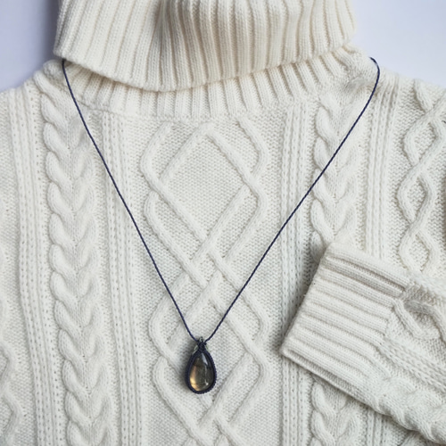 送料無料】ラブラドライトのマクラメ編みネックレス フリーサイズ