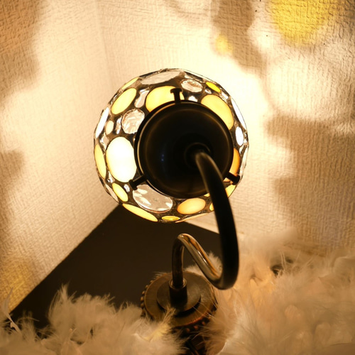 ✴︎:.｡陽だまりのミモザ ステンドグラスのミニグースネック