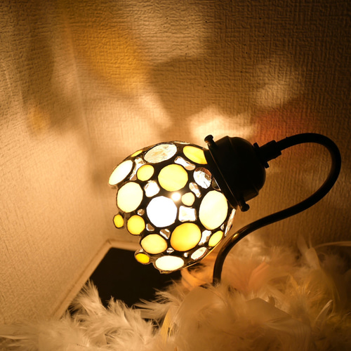 ✴︎:.｡陽だまりのミモザ ステンドグラスのミニグースネックランプ