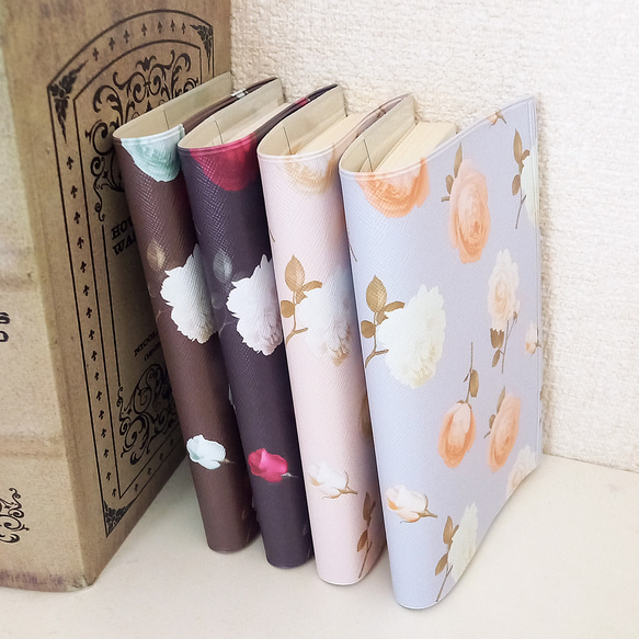 【デビューSALE】ブックカバー Mary Rose ブルー＆ピンク 読書 文庫 A6 ほぼ日手帳 花 ローズ 合皮 11枚目の画像