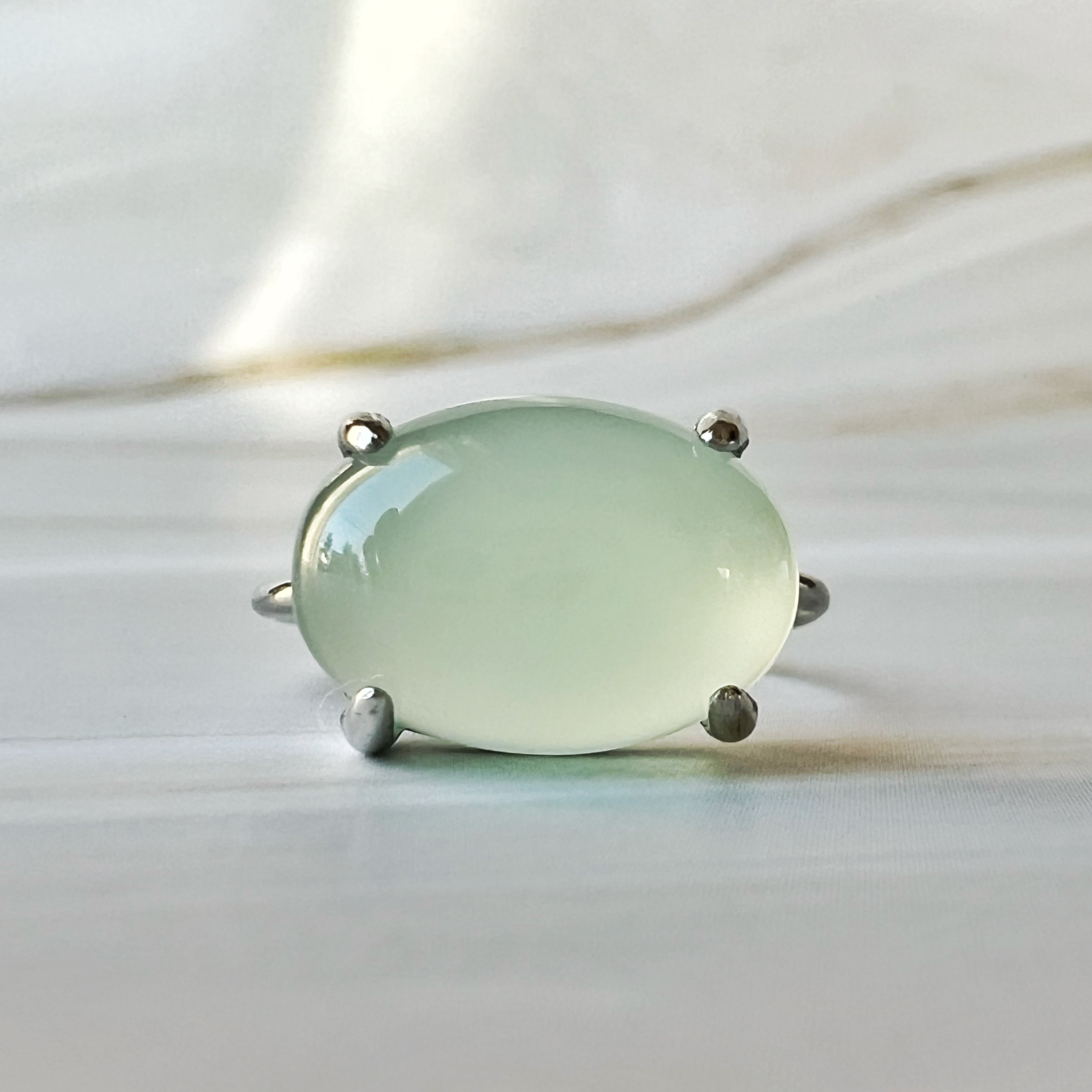 【JORIE】アップルグリーンカルセドニーリング　silver925　フリーサイズ、固定サイズ、刻印あり 4,100円