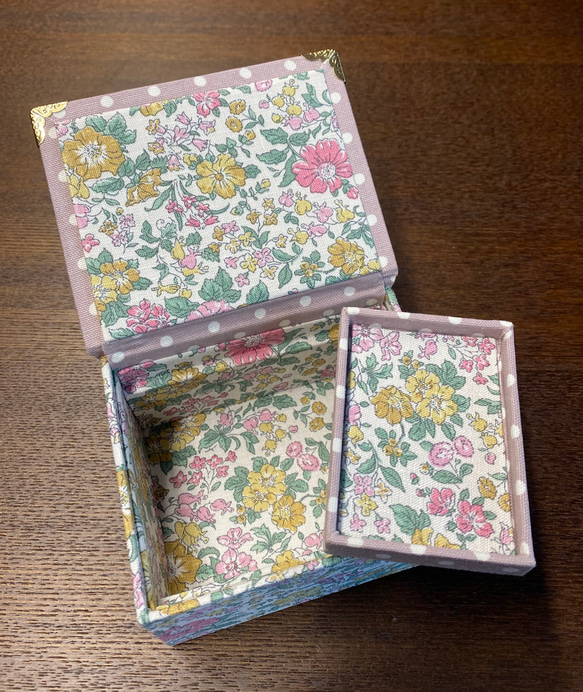 [floret pattern cartnnage] リバティ生地のminiフリーケース 4枚目の画像