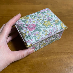 [floret pattern cartnnage] リバティ生地のminiフリーケース 5枚目の画像