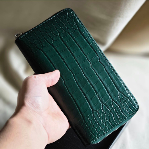 高級アリゲータークロコダイル革ラウンドファスーナ長い財布財布 手縫い財布 2枚目の画像