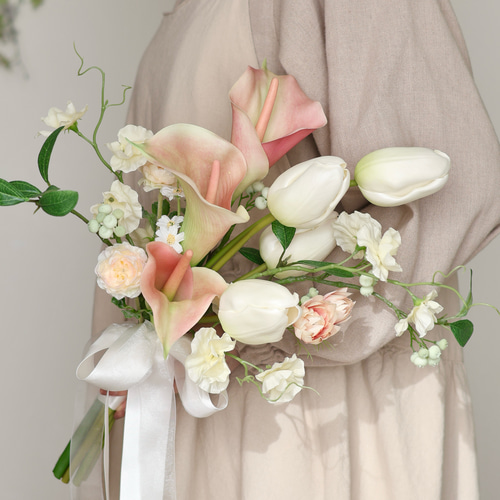 韓国風クラッチブーケ ブートニア付き アーティフィシャルフラワー  