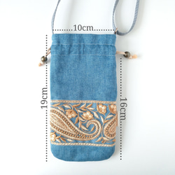 ❲小❳インド刺繍リボンの巾着スマホショルダー【blue×gold】 3枚目の画像