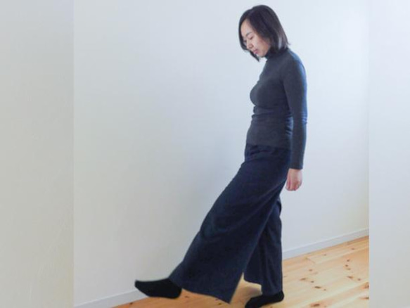 コーデュロイのワイドパンツ ・オリーブ 5枚目の画像