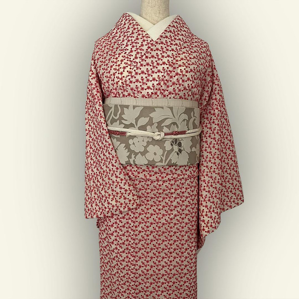 着物 単衣 南天と花の刺繍 オフ白に赤 コットン きもの コットンレース 木綿 着物 単衣 南天と花の刺繍 オフ白に赤 コットン きもの コットンレース 木綿 素材
