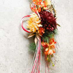 【送料無料】2024お正月　新年を祝うダリアと菊のしめ縄飾り 3枚目の画像