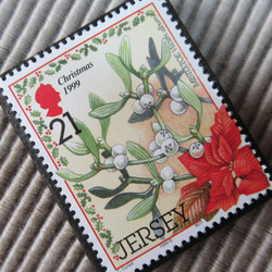 ジャージー島　クリスマス切手ブローチ9176 2枚目の画像