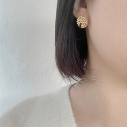 gold round -black- 《シンプルビーズ刺繍　ピアス•イヤリング》 11枚目の画像