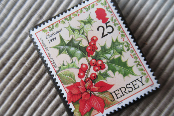 ジャージー島　クリスマス切手ブローチ9177 2枚目の画像