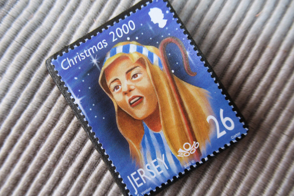 ジャージー島　クリスマス切手ブローチ9180 2枚目の画像