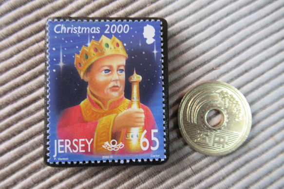 ジャージー島　クリスマス切手ブローチ9182 3枚目の画像