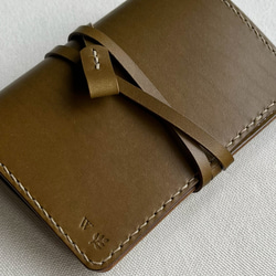 艾曼紐 皮革護照夾  -橄欖油綠 /客製化禮物 第5張的照片