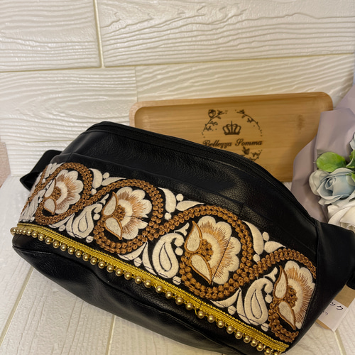 インド刺繍ボディバッグ ボディバッグ・ウエストポーチ 伊奈のおやじ 