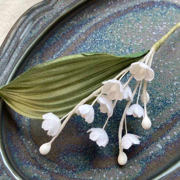 Lily of the valley brooch【white×Light Green】 3枚目の画像