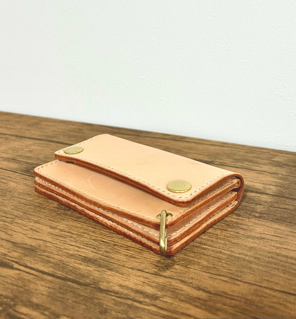 【セミオーダー】本革 ショート トラッカーウォレット　Short Trucker Wallet／財布／お名前刻印無料 セミオーダー 本革 ステッチカラー 縫い糸 大文字 ベージュ 茶色