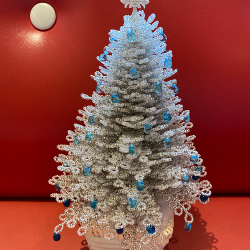 白いビーズのクリスマスツリー その他インテリア雑貨 ぱんちゃぱんちゃ 