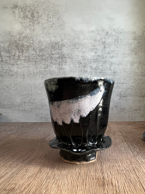 【4-1Ceramics At the Edge Series 3D】裙邊小杯系列 , 陶器 第1張的照片