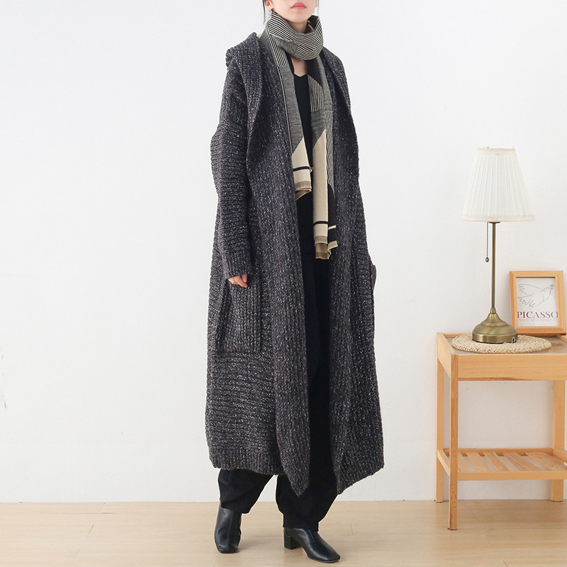 背中のツイストライン入りが珍しい♪アクリルロングカーディガン