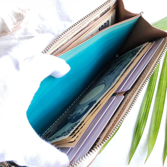 【即発送可】【送料無料】長財布　手染め　青い波　手縫い　レディース　メンズ　本革　沖縄の海 13枚目の画像