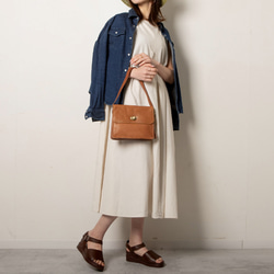 【限量特價】女士真皮手提包，迷你小號單肩包，駝色，HAB028-MO 第3張的照片