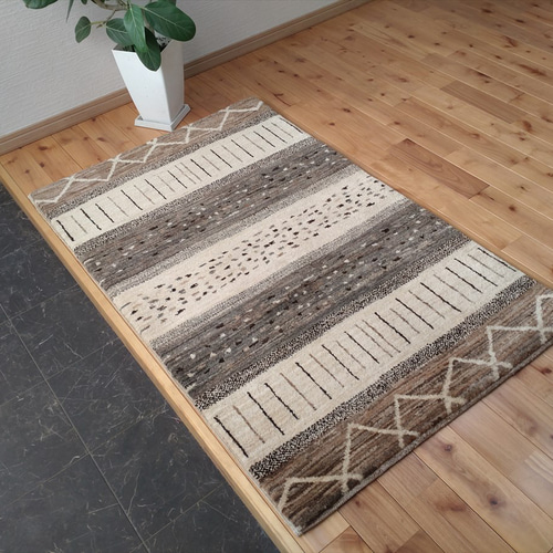 天然ラグ　ガゼニラハット　リビング　201×140 ザクロの木　実　タイル 天然ラグ ガゼニラハット リビング 201×140 ベージュ ザクロの木 花