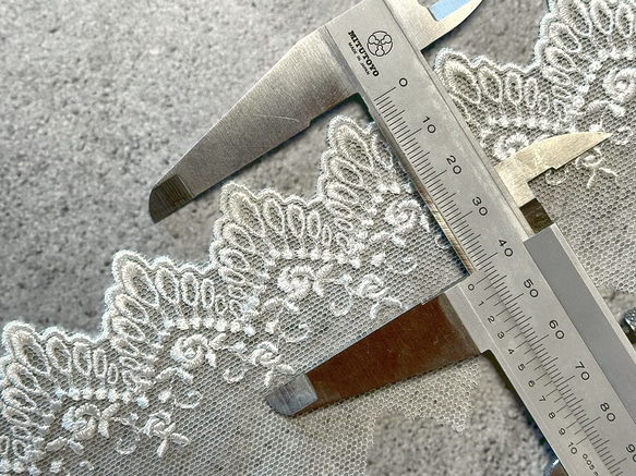 2m レーヨンチュールレース 片耳スカラップ 巻きバラ柄 日本製 lace-No,182 3枚目の画像