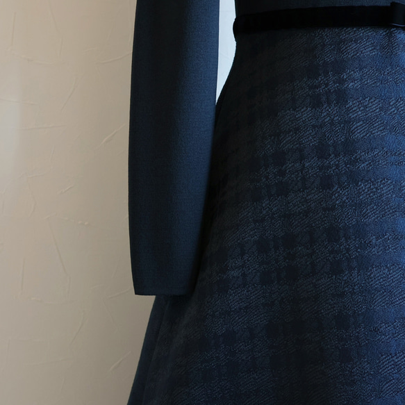 在庫僅か！【選べるデザイン！】 チェックジャガード ドッキングワンピース【ネイビー】 9枚目の画像