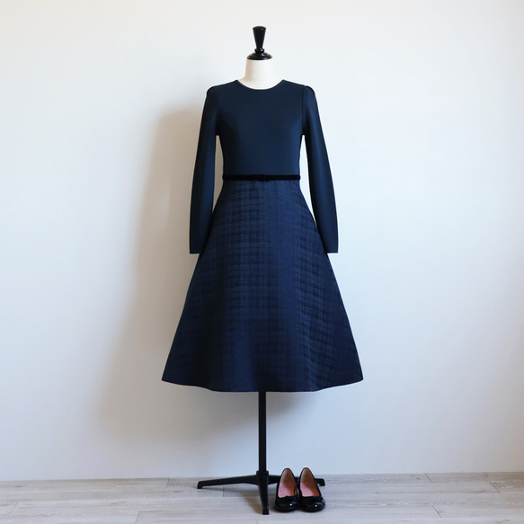 在庫僅か！【選べるデザイン！】 チェックジャガード ドッキングワンピース【ネイビー】 5枚目の画像