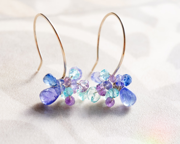 藍紫色花朵耳環 坦桑石、海藍寶石 純銀 第4張的照片