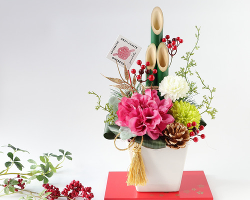 花　アートフラワーブーケ　造花　寒牡丹　松ぼっくり　松　ドングリ　立体　絵画 花 アートフラワーブーケ 造花 寒牡丹 松ぼっくり 松 ドングリ 立体 絵画