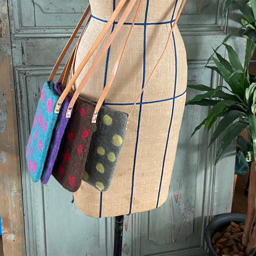 新作！オリジナル 羊毛 フェルト 水玉 ドット ショルダー 1点