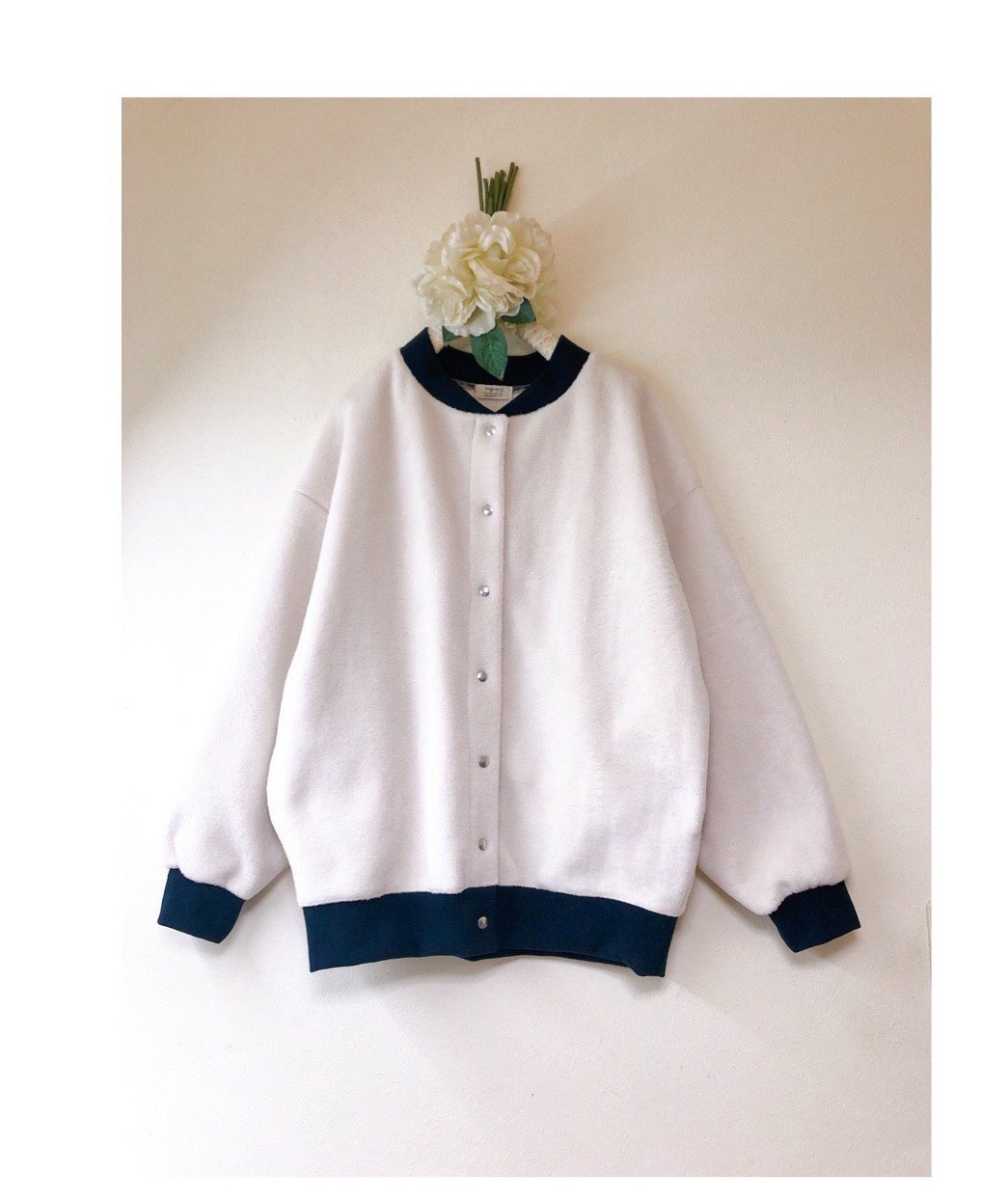 新作❤️軽くてあったかメルトンカーディガン❤️ゆったり❤️アイボリー×ﾈｲﾋﾞｰ❤️S.M.L/(2L〜3L)❤️洗える